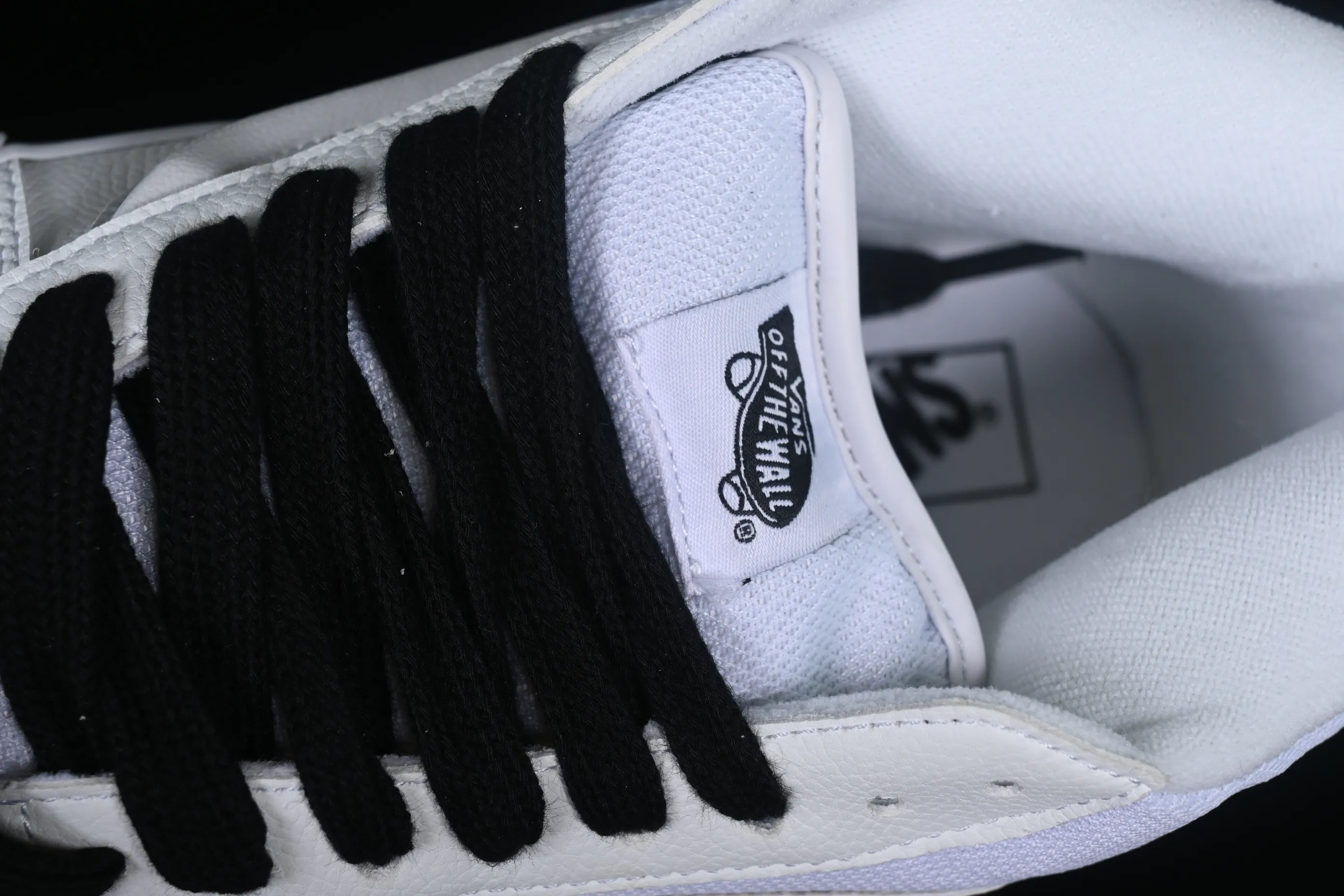 All categories Vans Vans series Vans Mid Vans Zhongbang Vans Knu Skool Vans official fat version of mid-top bread shoes VN000CQ97WTD